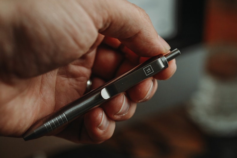 Big Idea Design Ti Mini Click Pen - Mukama