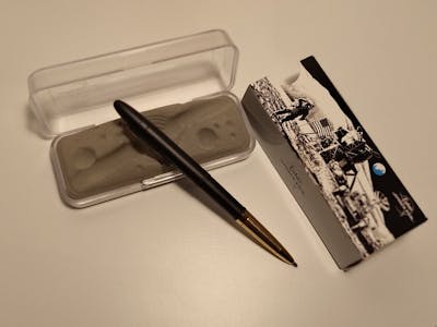 Compact EDC pen
