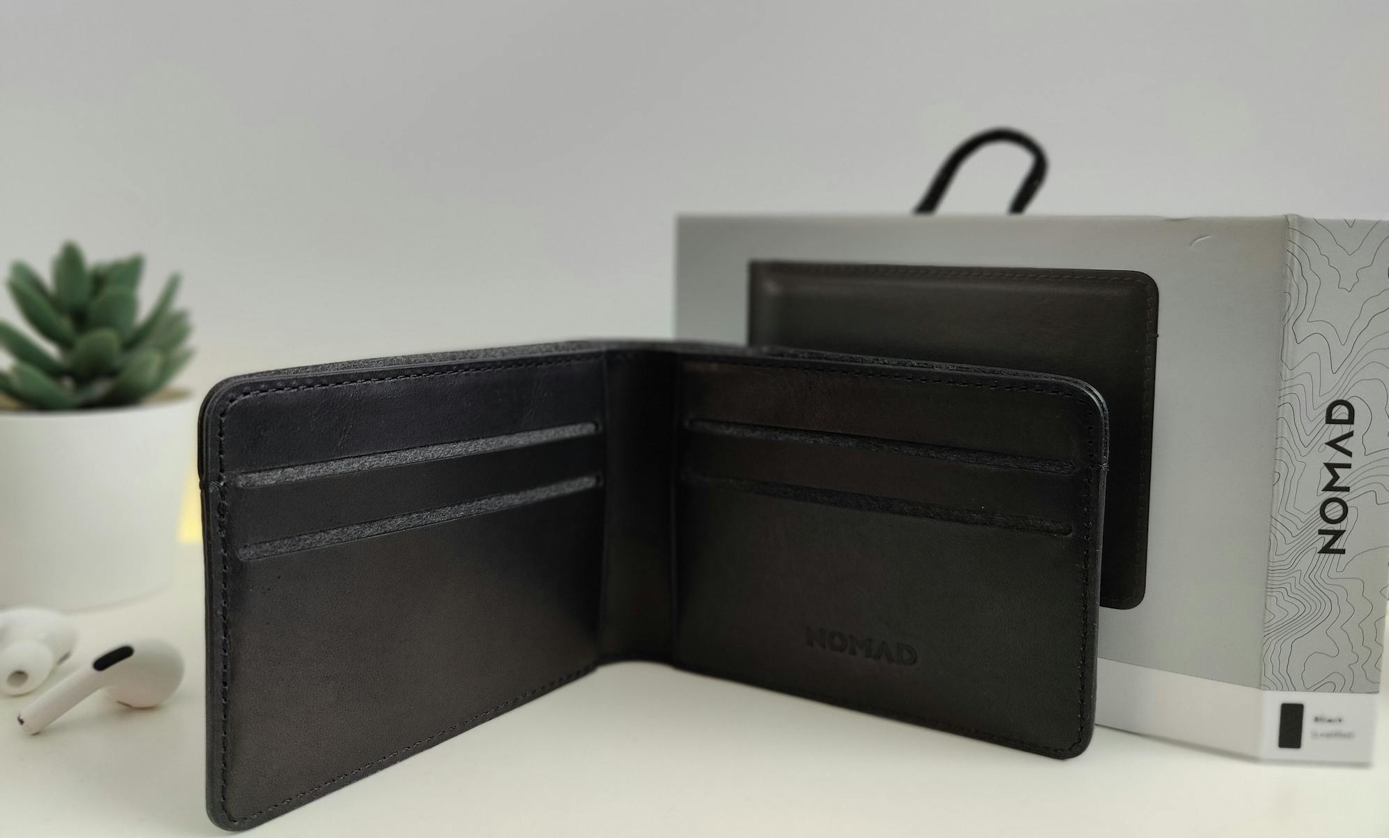 Nomad Bifold Leather Wallet REVIEW, MacSources, by MacSources